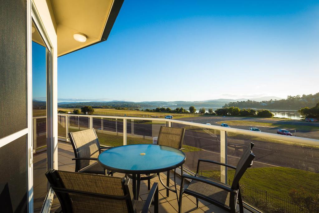 Waterview Luxury Apartments Меримбула Екстериор снимка
